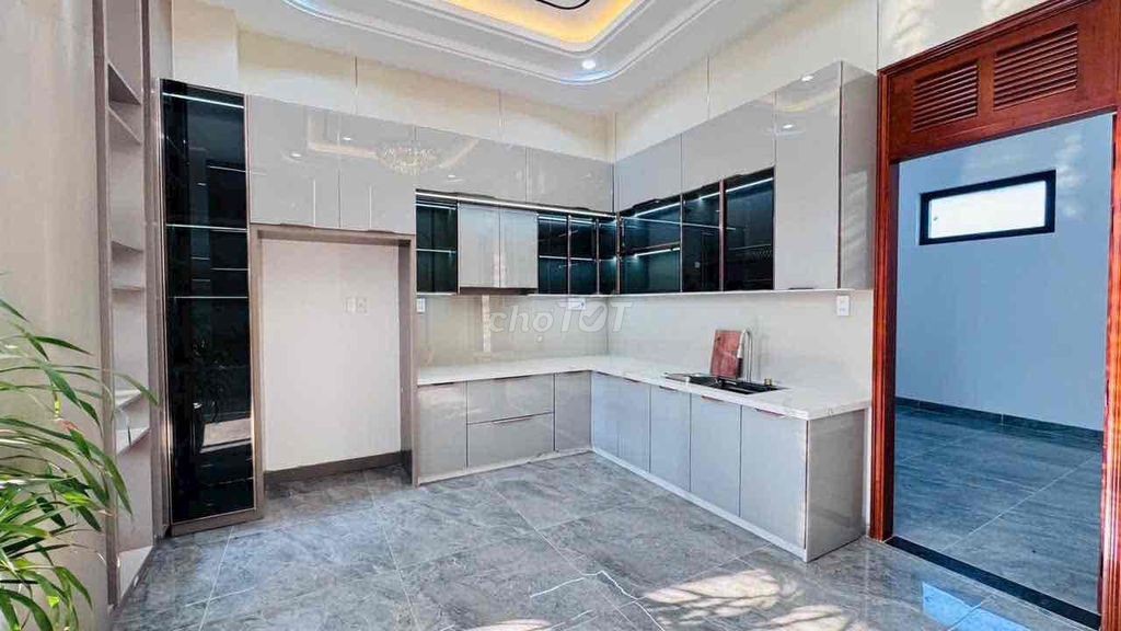 Biệt thự mini sân vườn mới hoàn thiện xong có tặng full nội thất
