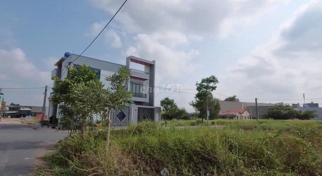 Bán Gấp Lô Góc 2 MT Đường Nhựa Xã Long Khê Cần Đước 146m2 ONT Sổ hồng
