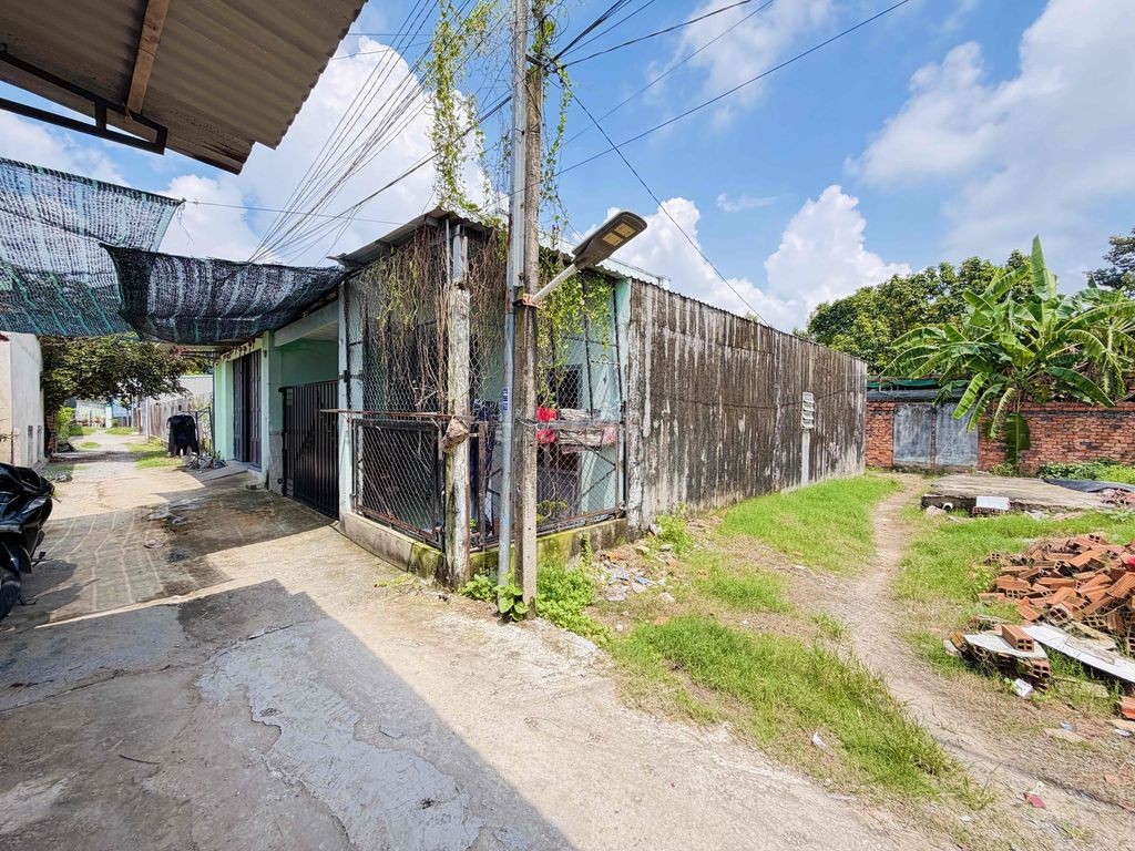 Cần bán căn nhà cấp 4 đã hoàn công gần Khu Công Nghiệp Trảng Bàng - Ảnh 1