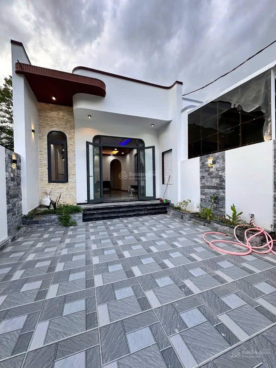 Bán gấp nhà riêng tại Thiên Thai, Thành Phố Huế 1,65 tỷ, 120m2, 2PN, 1WC