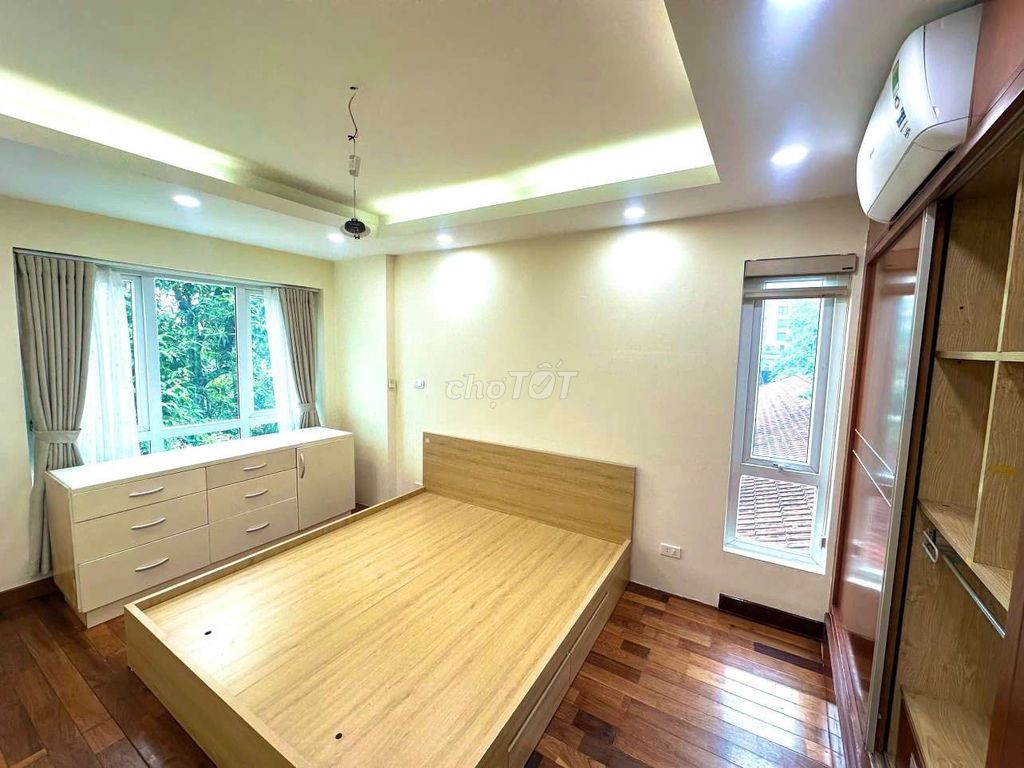 Tôi bán nhà phố Cát Linh Hào Nam 3 bước ra phố, trước nhà SH quay đầu - Ảnh 2