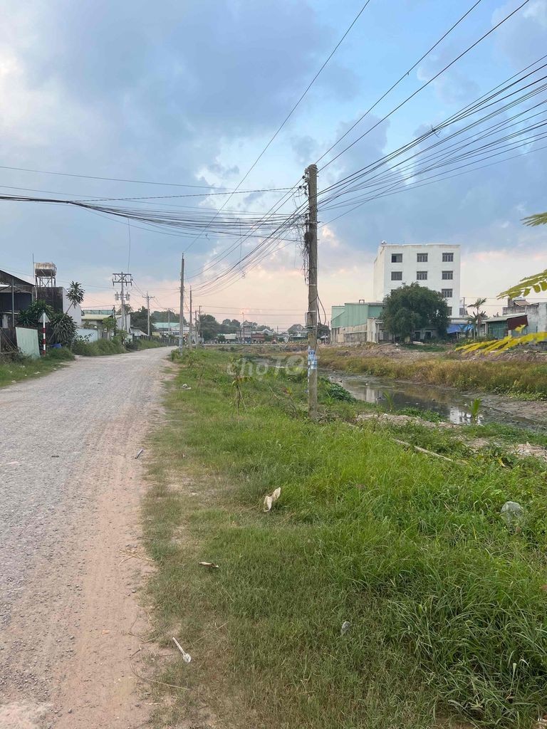 phòng trọ mặt tiền đường gần khu công nghiệp thành công - Ảnh 2