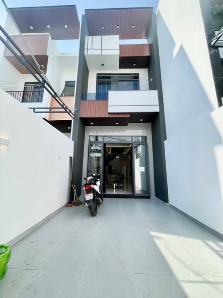 🌾BÁN NHÀ 1 TRỆT 1 LẦU ĐẸP HIỆN ĐẠI P.  TÂN HIỆP NGAY ĐỐi DIỆN PCCC NGÃ 4 TÂN PHONG, TRUNG TÂM TP BIÊN HOÀ - Ảnh 1