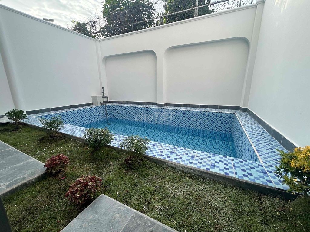 Bán villa lầu hồ boi, mặt tiền Nguyễn Văn Cừ nối dài - Ảnh 10