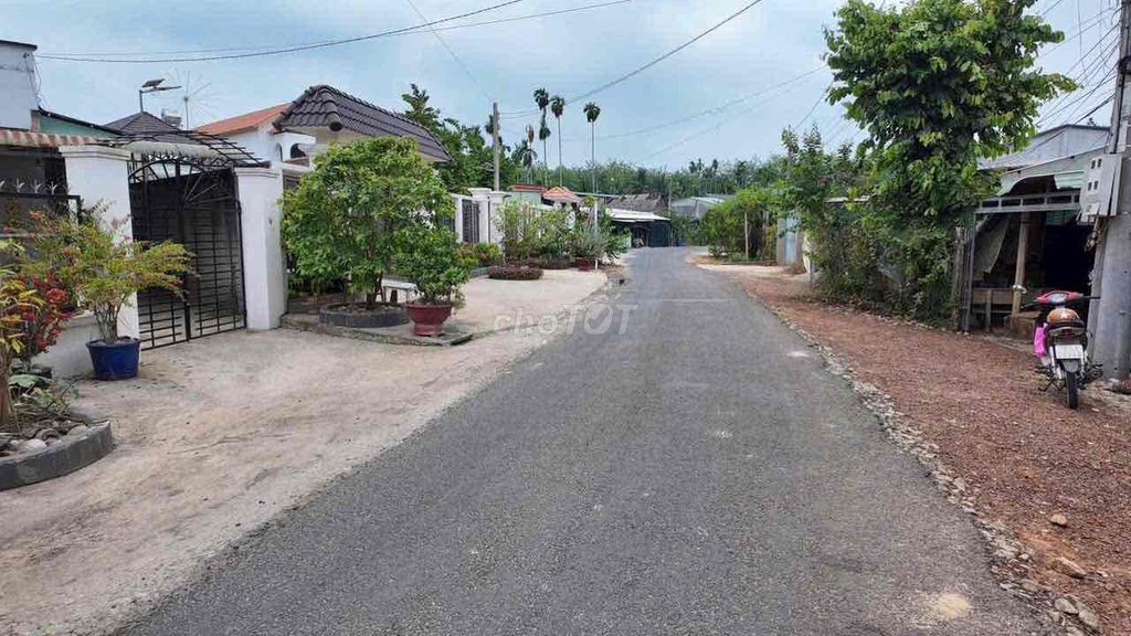 Giá Ngộp Siêu Hiếm Để Đầu Tư Cạnh Cụm KCN Lớn 315m Giá 750tr - Ảnh 1