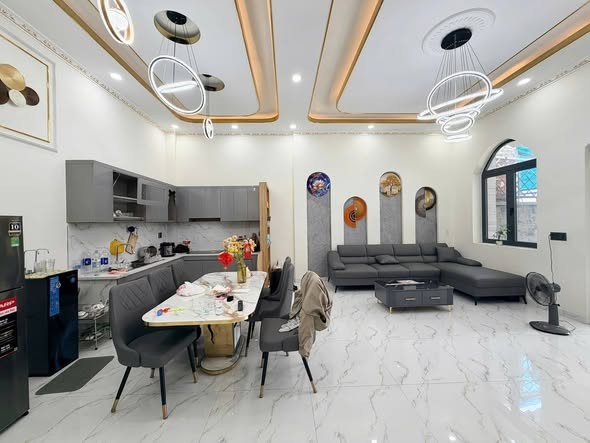 🆘Hạ 200tr (4tỷ190 còn 3tỷ990) ✳️Bán nhà 182m2 cứng cáp gần nhà thờ Lộc Lâm, phường Hố Nai. - Ảnh 3