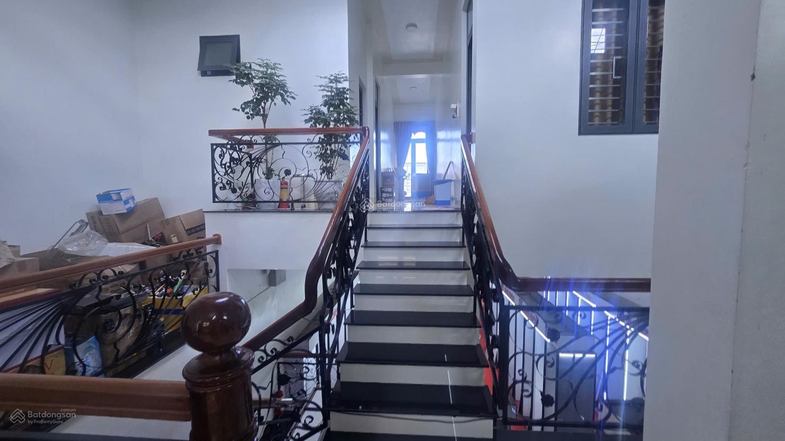 Ngộp bank chủ cần bán nhanh nhà mặt đường Trần Văn Trà Quảng Ngãi. Giá chỉ 13,5 tỷ - Ảnh 4