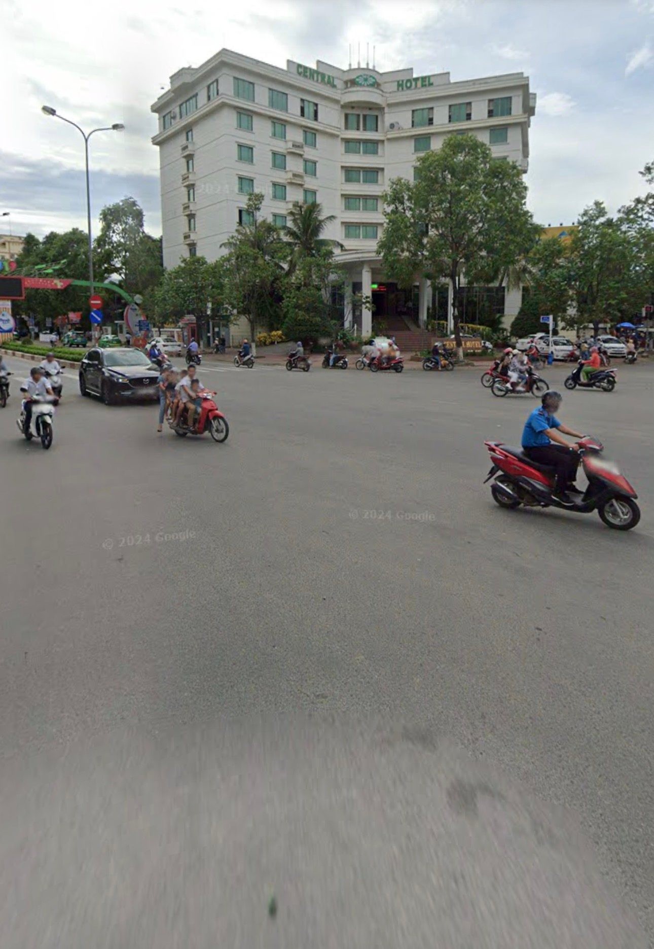 Bán Nhà riêng 123.4m2 có sẵn 123.4 m2 thổ cư giá 18 tỷ tại Đường Quang Trung Phường Chánh Lộ Thành phố Quảng Ngãi Quảng Ngãi - Ảnh 1