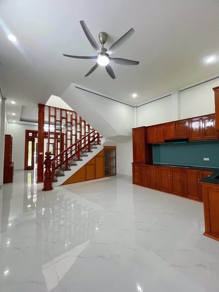 Chính chủ cần bán gấp căn nhà mặt tiền A Sanh, Pleiku, gần trường - Ảnh 1