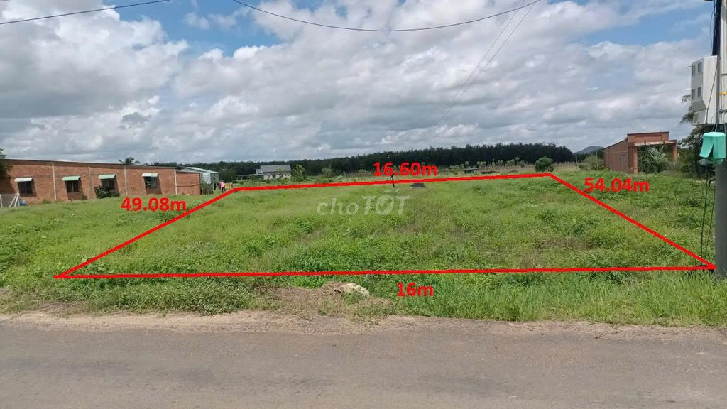 Đất chính chủ cần bán 16m mặt tiền nhựa lớn DH9.