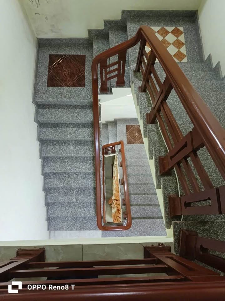 8.1 TỶ CÓ NGAY NHÀ 3 TẦNG TRUNG TÂM