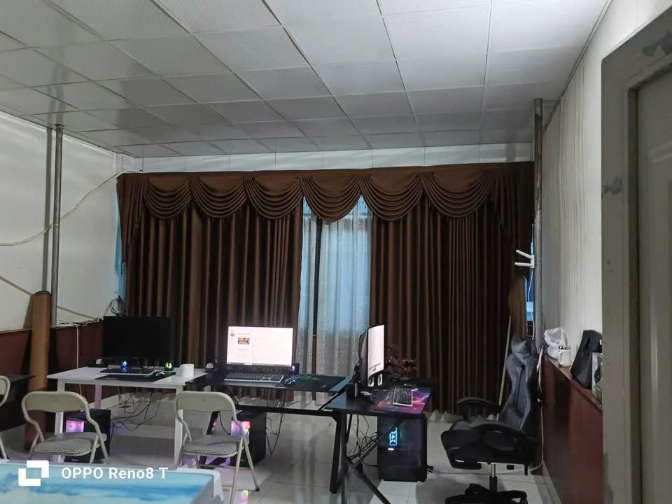 8.1 TỶ CÓ NGAY NHÀ 3 TẦNG TRUNG TÂM