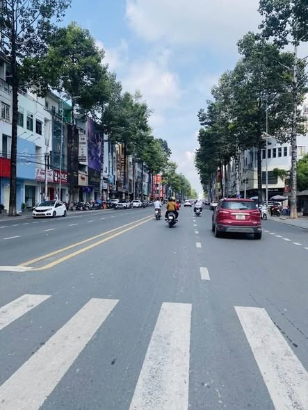 🌟 8,5 TỶ – SỞ HỮU NHÀ 3 TẦNG XÂY Ở CỰC KỲ CHẤT LƯỢNG | MẶT TIỀN KDC D2D – BIÊN HÒA