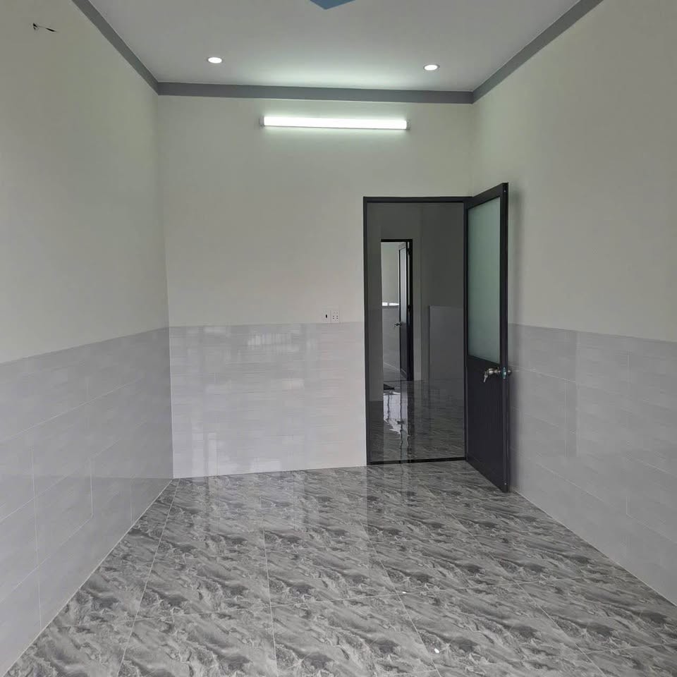 Chủ gửi bán nhà trệt lầu phường Biên Hòa (Bửu Hòa cũ )cánh đường Nguyễn Tri Phương 100m