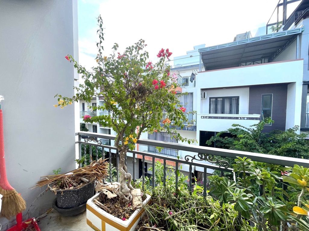NHÀ NGUYÊN CĂN 3 TẦNG 4 PHÒNG NGỦ NAM NHA TRANG CHO THUÊ - Ảnh 3