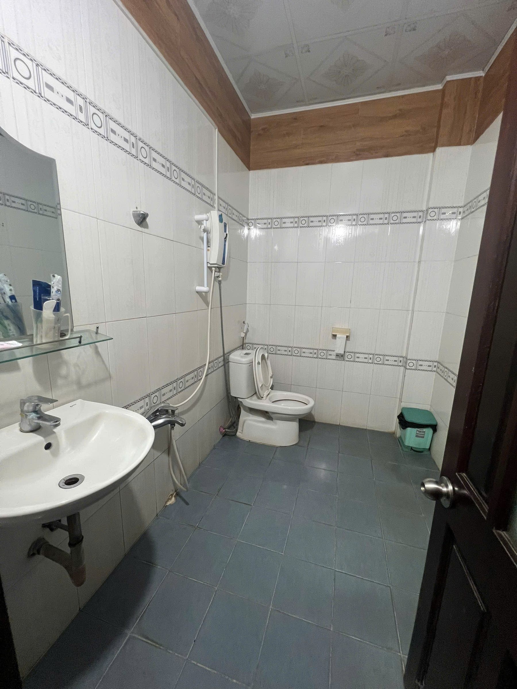 Chính chủ cần bán khách sạn Tây Đô mặt tiền đường Phạm Văn Đồng, pháp lý rõ ràng. Giá 7,9 tỷ (còn TL) - Ảnh 6