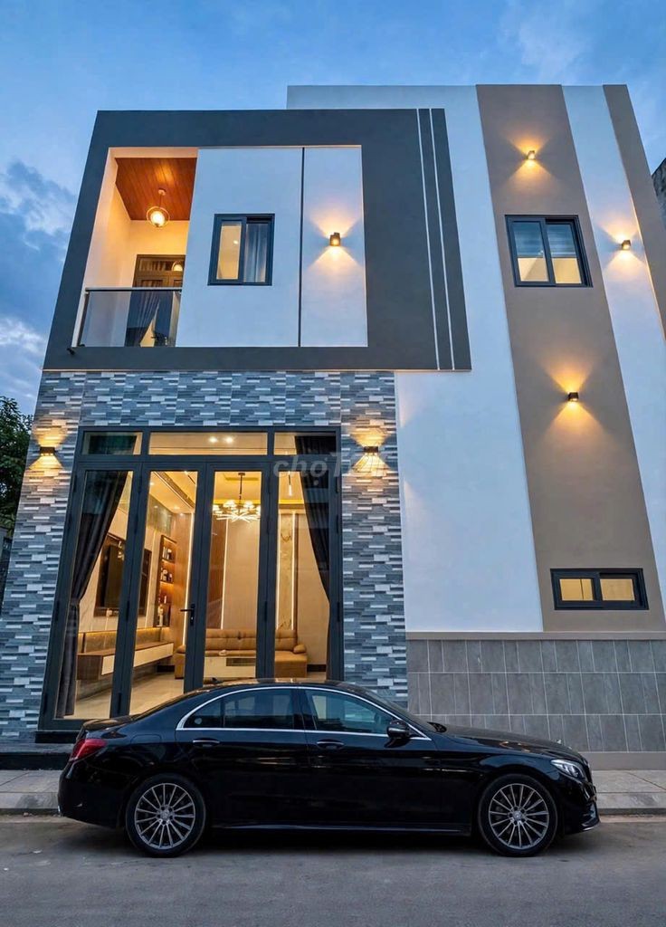 (GIÁ TỐT) NHÀ MỚI 100%, HOÀN CÔNG, FULL NỘI THẤT. GIÁ CHỈ 2,750 TỶ - Ảnh 1