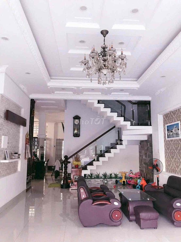 CHỦ CẦN ĐỊNH CƯ BÁN GẤP BIỆT THỰ NGANG 9m KHU DÂN CƯ HƯNG PHÚ TPCT