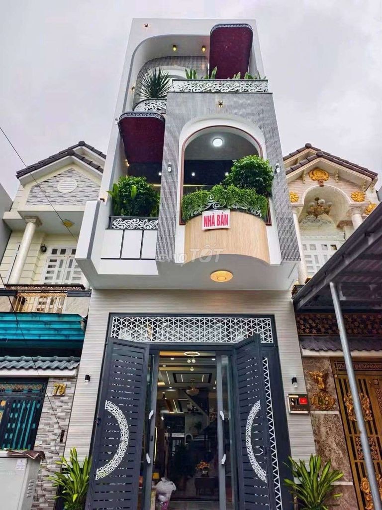 NHÀ 2 LẦU NỘI THẤT CAO CẤP - GẦN ĐH Y DƯỢC - Ảnh 1