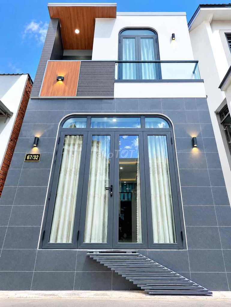 Nhà trệt lầu Full nội thất - Hẻm 67 Hùng Vương - Gần siêu thị Vincom - Ảnh 2