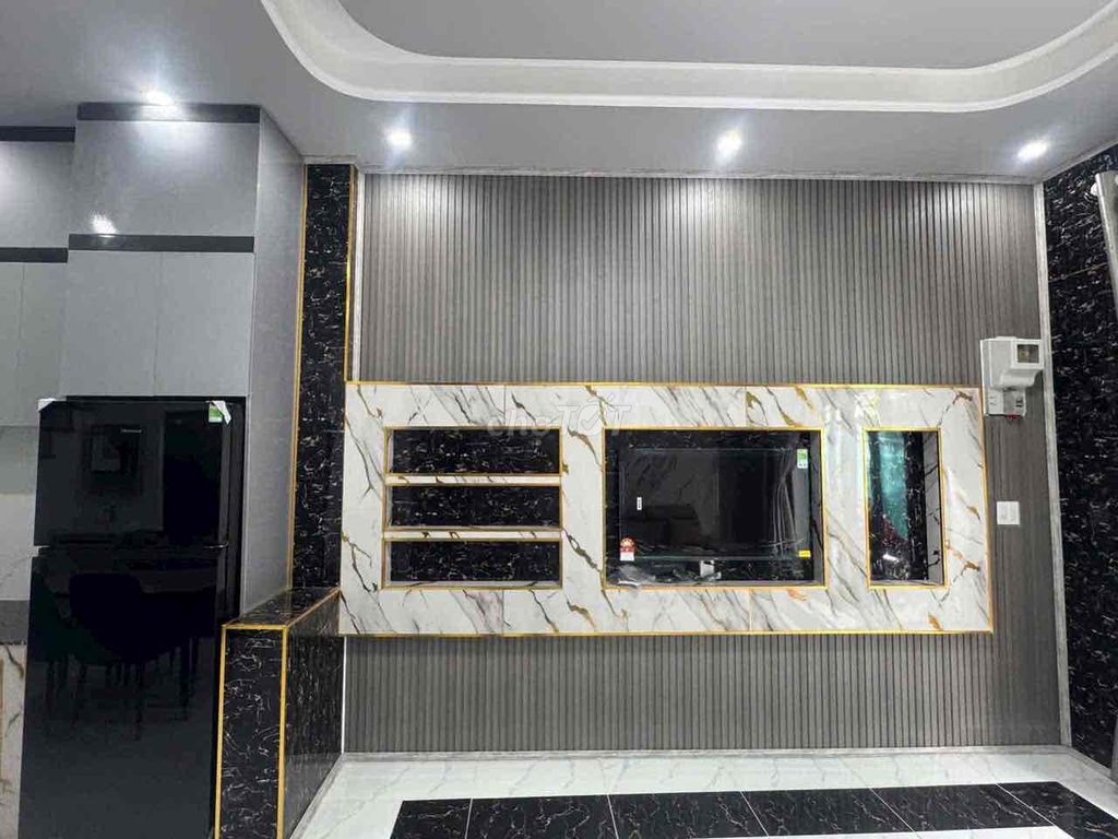 Nhà trệt lầu Full nội thất - Hẻm 67 Hùng Vương - Gần siêu thị Vincom - Ảnh 5