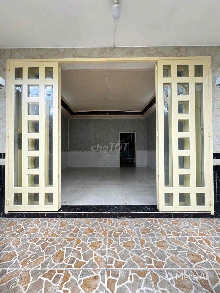 Nhà trệt lầu 3 phòng ngủ - Hẻm 50 Quang Trung - Gần Bến Ninh Kiều - Ảnh 2