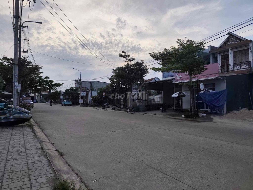 Bán 2 lô đất liền kề đối diện Cafe Hoa Vô Thường, Mộ Đức, Quảng Ngã