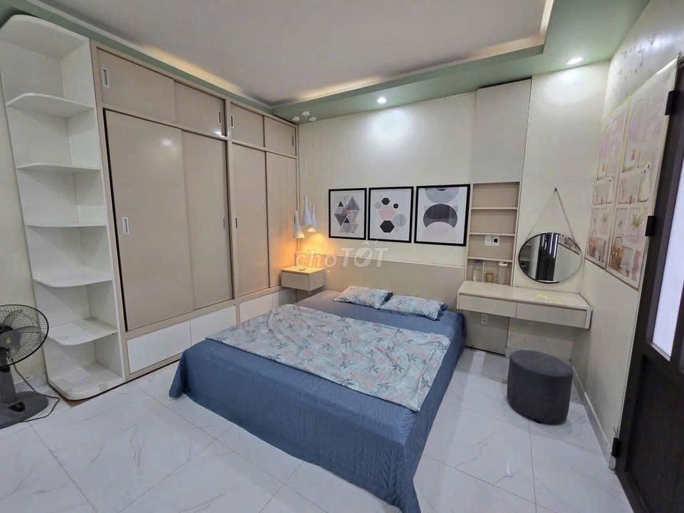Cho thuê nhà phố Văn Cao, DT: 60m2, 3 p.ngủ full đồ. - Ảnh 5
