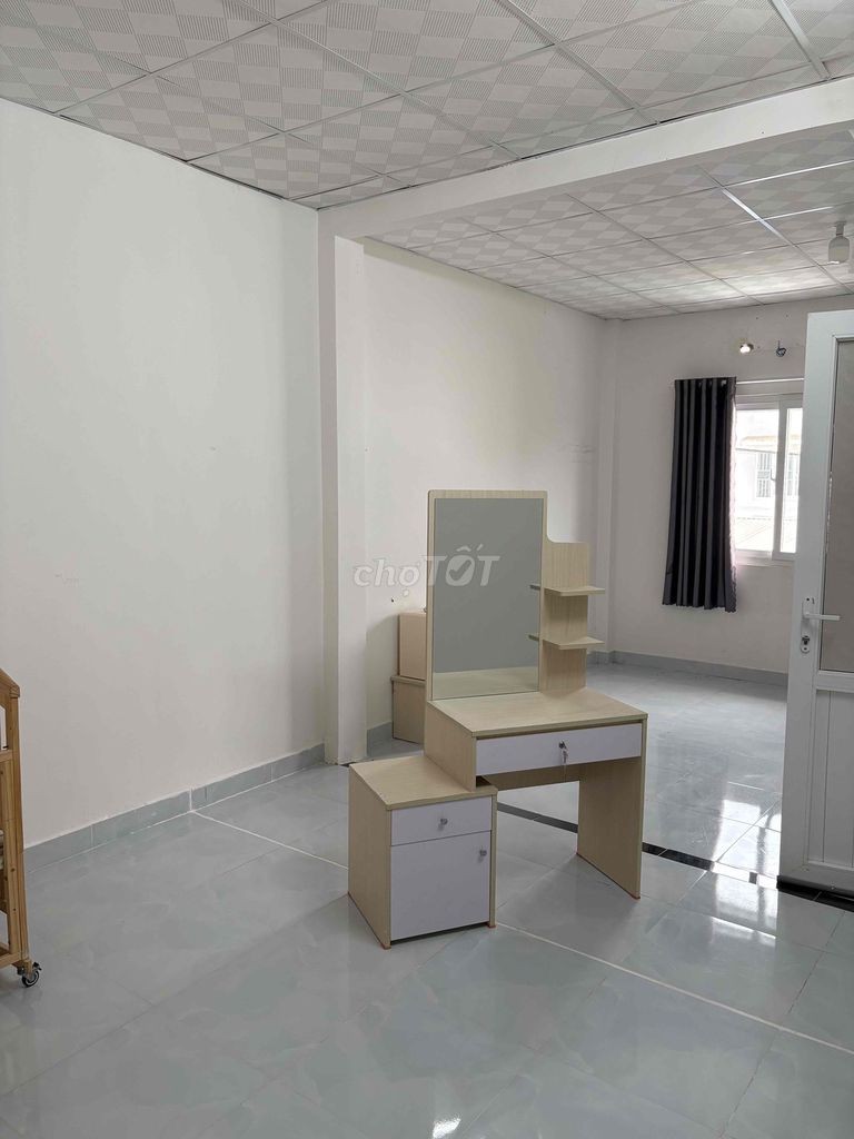 Nhà lầu rộng rãi sổ hồng gàn trường học kdc Phú An đối diện bv Hoan My - Ảnh 4