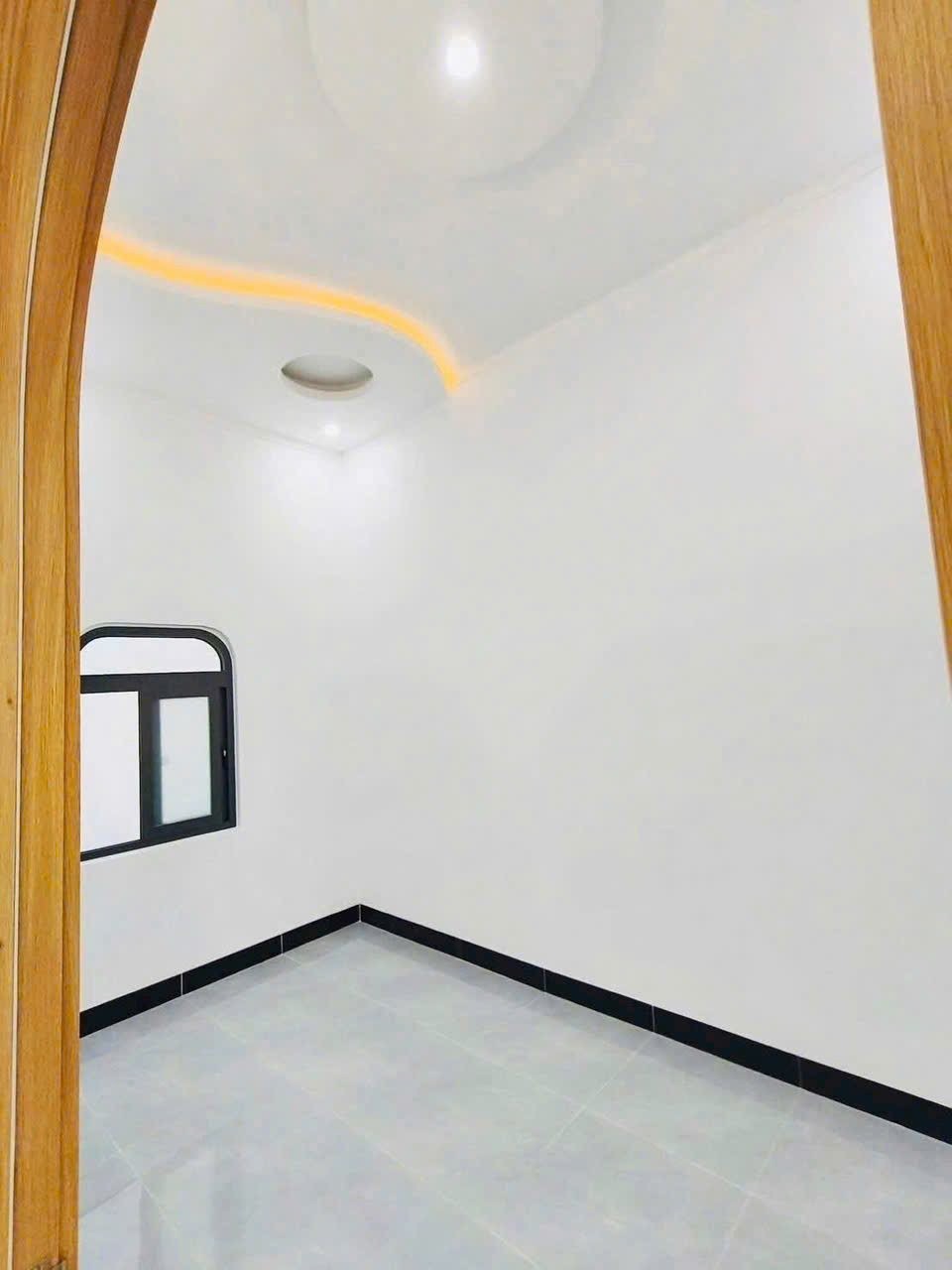 Bán nhà cấp 4 ngay cây xăng Thạnh Phú - 100m2 thổ cư đúng trả trước từ 300Triệu