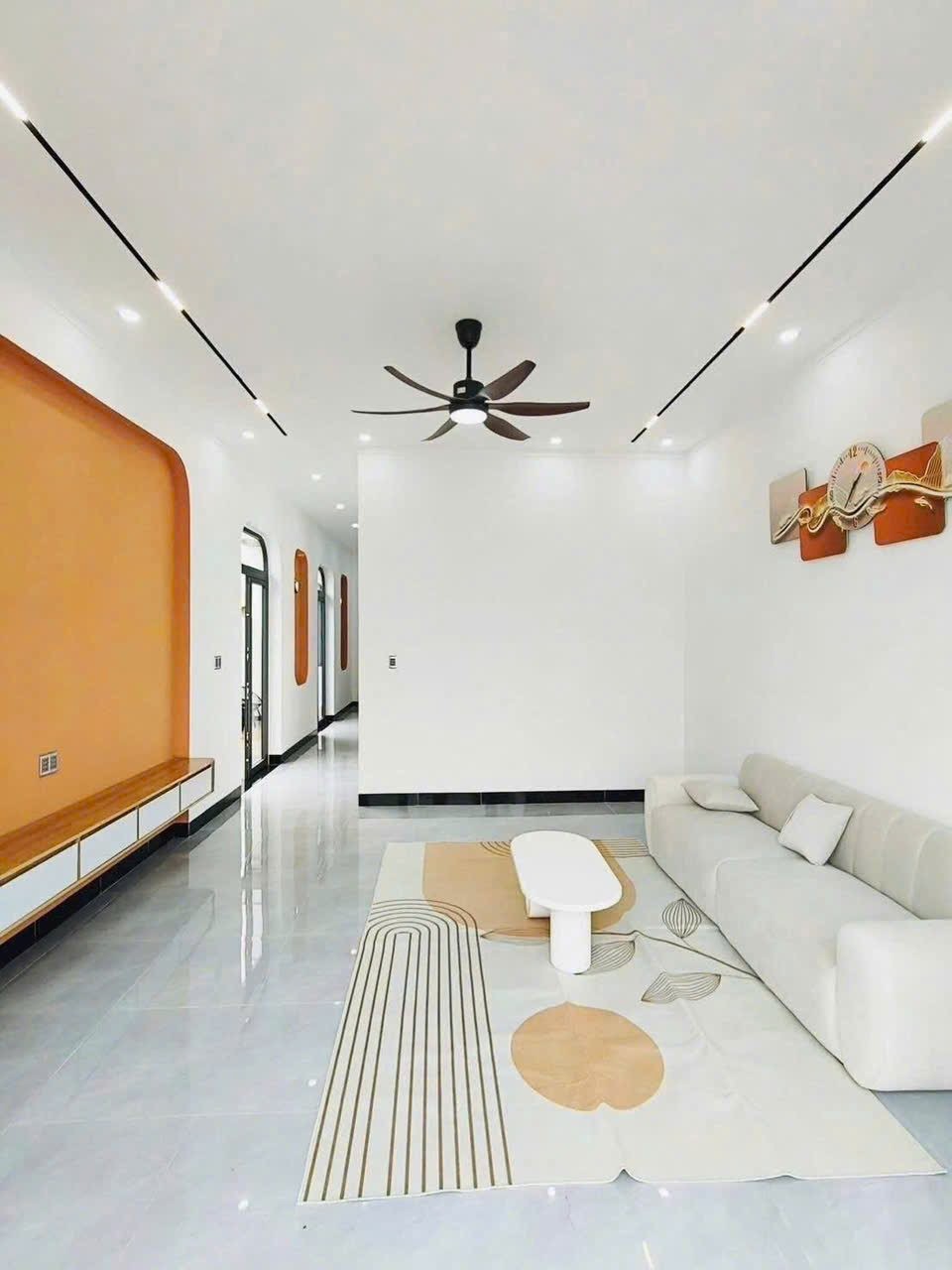 Bán nhà cấp 4 ngay cây xăng Thạnh Phú - 100m2 thổ cư đúng trả trước từ 300Triệu