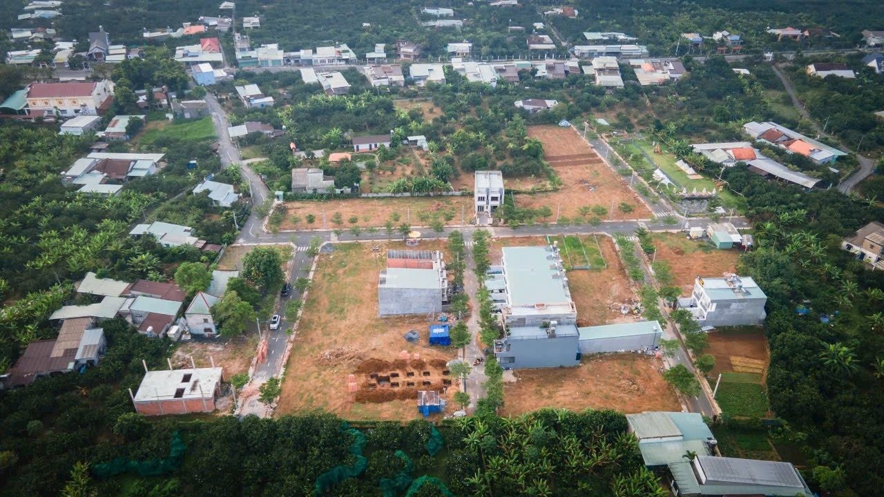 Bán Đất ngay cổng KCN THẠNH PHÚ - ĐỒNG KHỞI - Ảnh 1