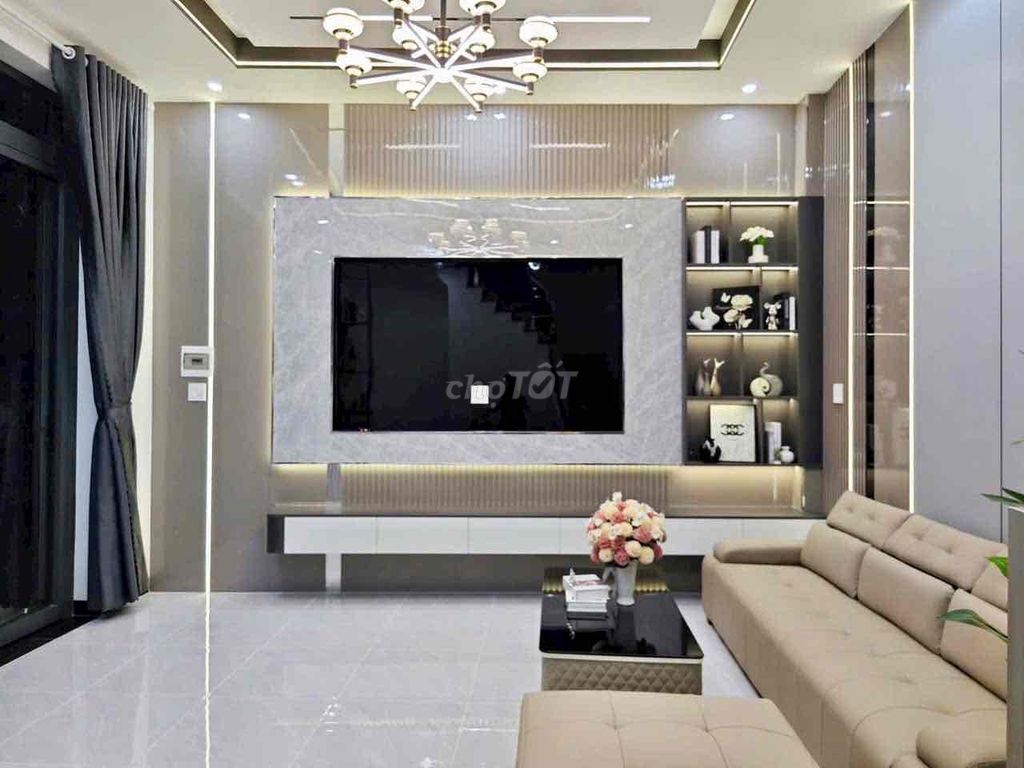 NHÀ TRỆT LẦU MỚI HOÀN THIỆN LỘ Ô TÔ - HẺM 112 HOÀNG QUỐC VIỆT