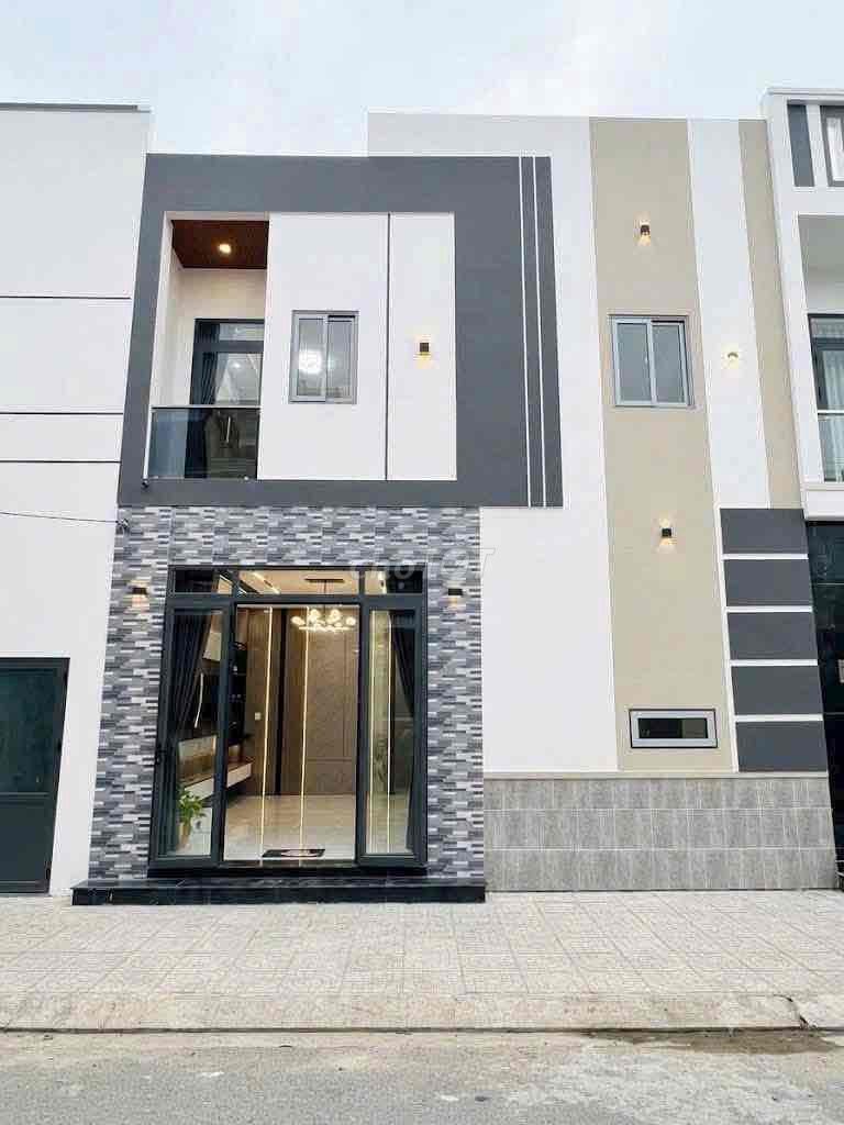 NHÀ TRỆT LẦU MỚI HOÀN THIỆN LỘ Ô TÔ - HẺM 112 HOÀNG QUỐC VIỆT