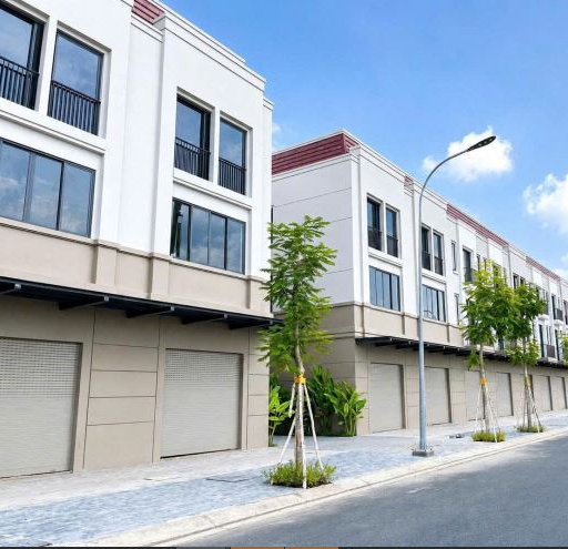 Bán shophouse 90m2 tại Khu đô thị Diamond City An Giang