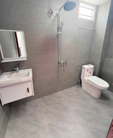🏠 BÁN NHÀ 1 TRỆT 3 LẦU KHU XẺO TRÔM – 5 PHÒNG NGỦ, VỪA Ở VỪA KINH DOANH