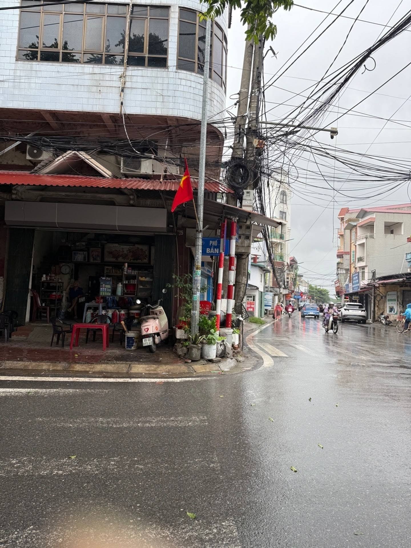 NHÀ 3 TẦNG – Phố Bần , Mỹ Hào , Hưng Yên