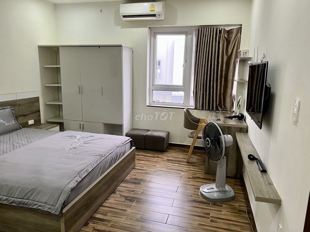 Cho thuê căn hộ 1 ngủ tách bếp (35m2) Waterfront City.
