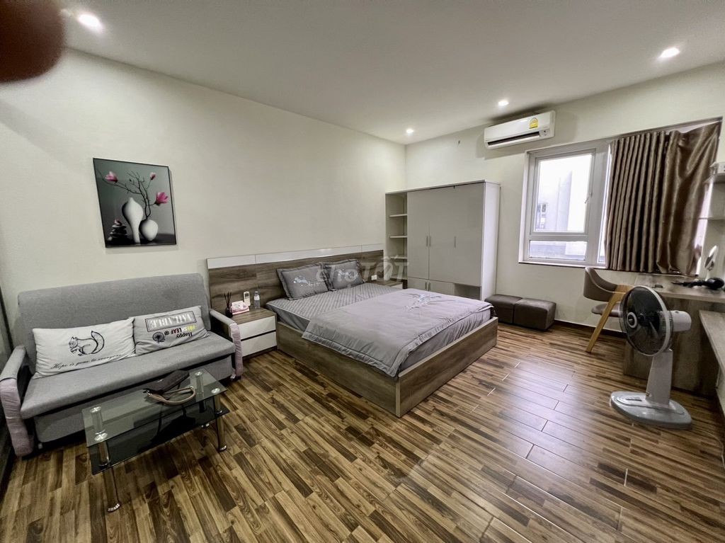 Cho thuê căn hộ 1 ngủ tách bếp (35m2) Waterfront City.