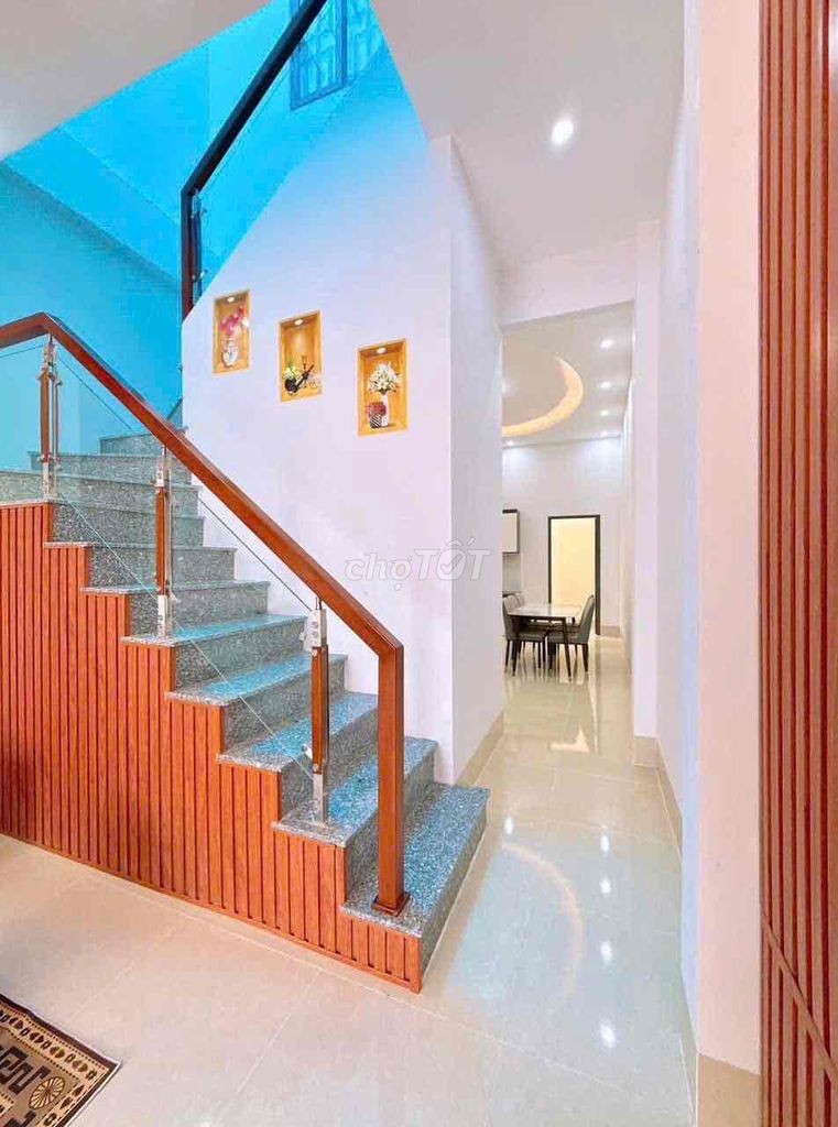 Nhà lầu rộng có sân đậu ô tô - Liền kề KDC Đại Ngân - Gần ĐH Y Dược - Ảnh 9