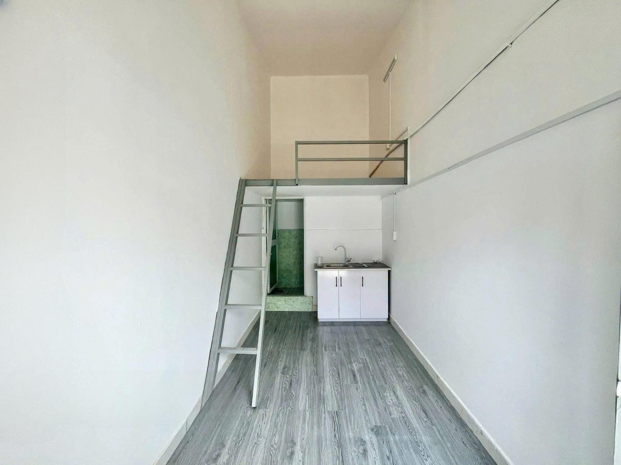 Phòng trọ Lò Gốm, P.Bình Tiên, TP.HCM - 20m² - 3tr8 - Có gác, máy lạnh - Ảnh 3