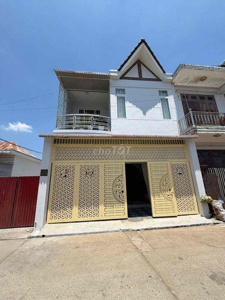 NHÀ 1 MÊ HẺM 102 NGUYỄN TẤT THÀNH - Ảnh 1