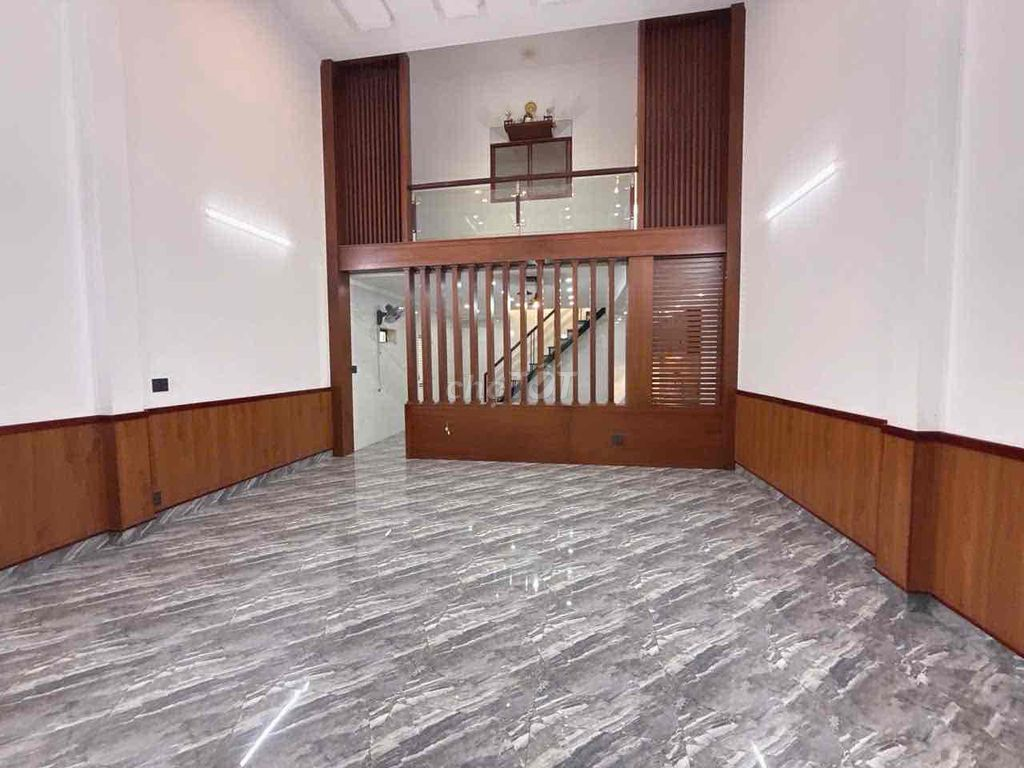 NHÀ GÁC LỬNG XÂY DỰNG KIÊN CỐ HẺM 266 Y MOAN ĐI VÀO (6x26)