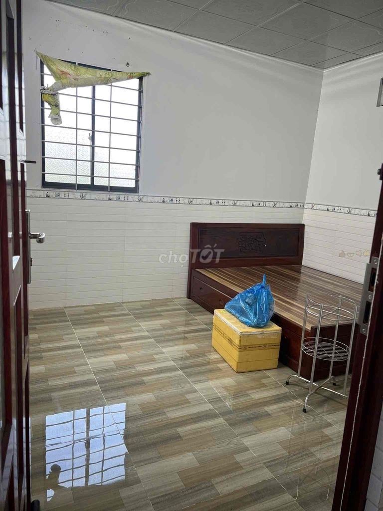 Nhà 2 lối đi , trệt lửng ngay cầu Ông Cò, BV số 10 - Ảnh 3