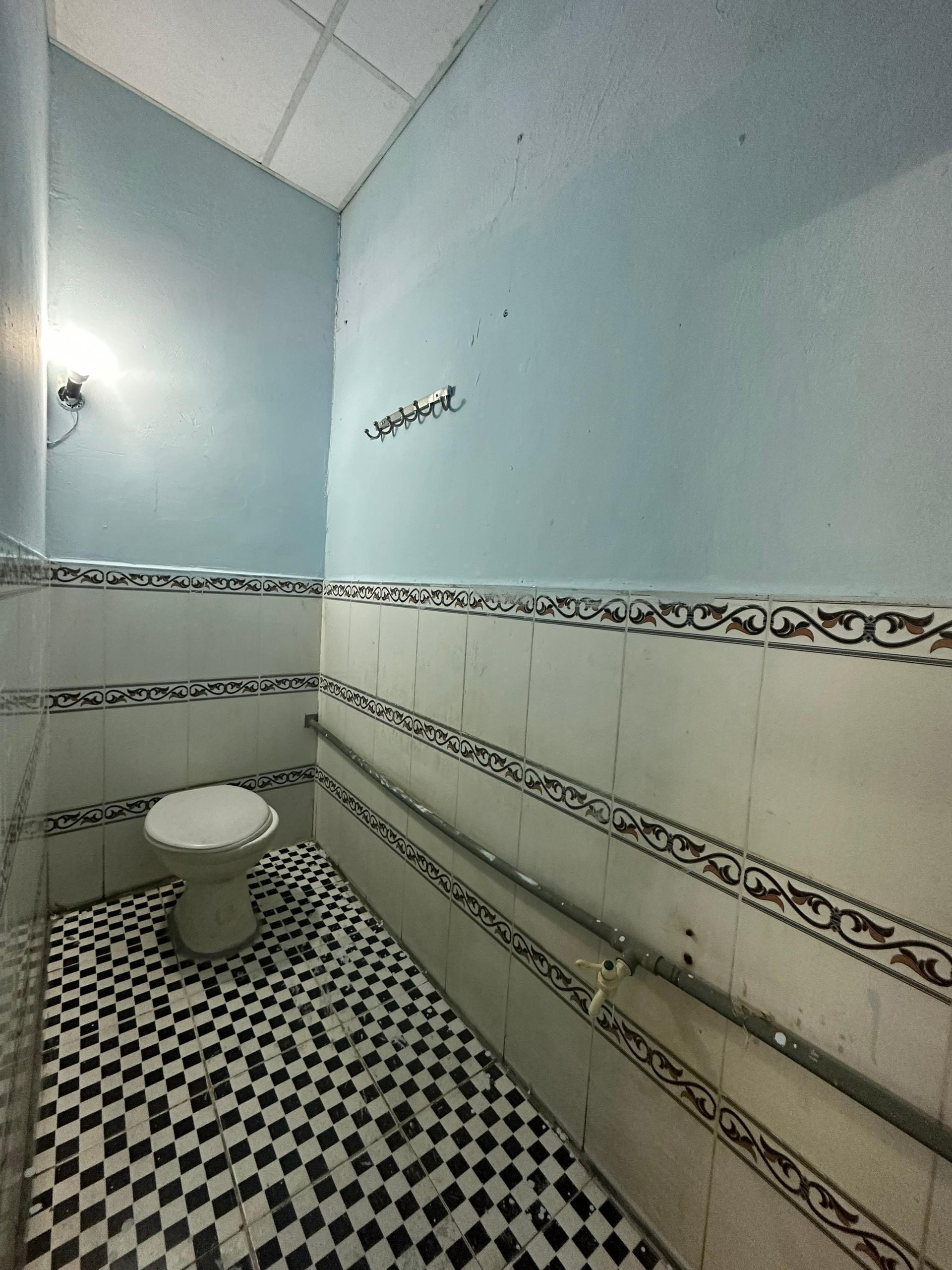 Phòng trọ Thoại Ngọc Hầu, P.Tân Phú - 18m² - 2tr7 - Có gác - Gần ĐH Văn Hiến - Ảnh 2