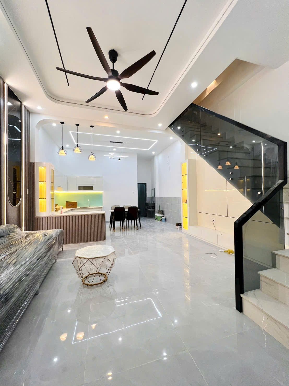 Gia đình cần chia tài sản bán gấp căn nhà lầu gần hành chính công Phường Tân Triều. Giá 1tỷ6. Trả trước 400Triệu nhận nhà - Ảnh 8