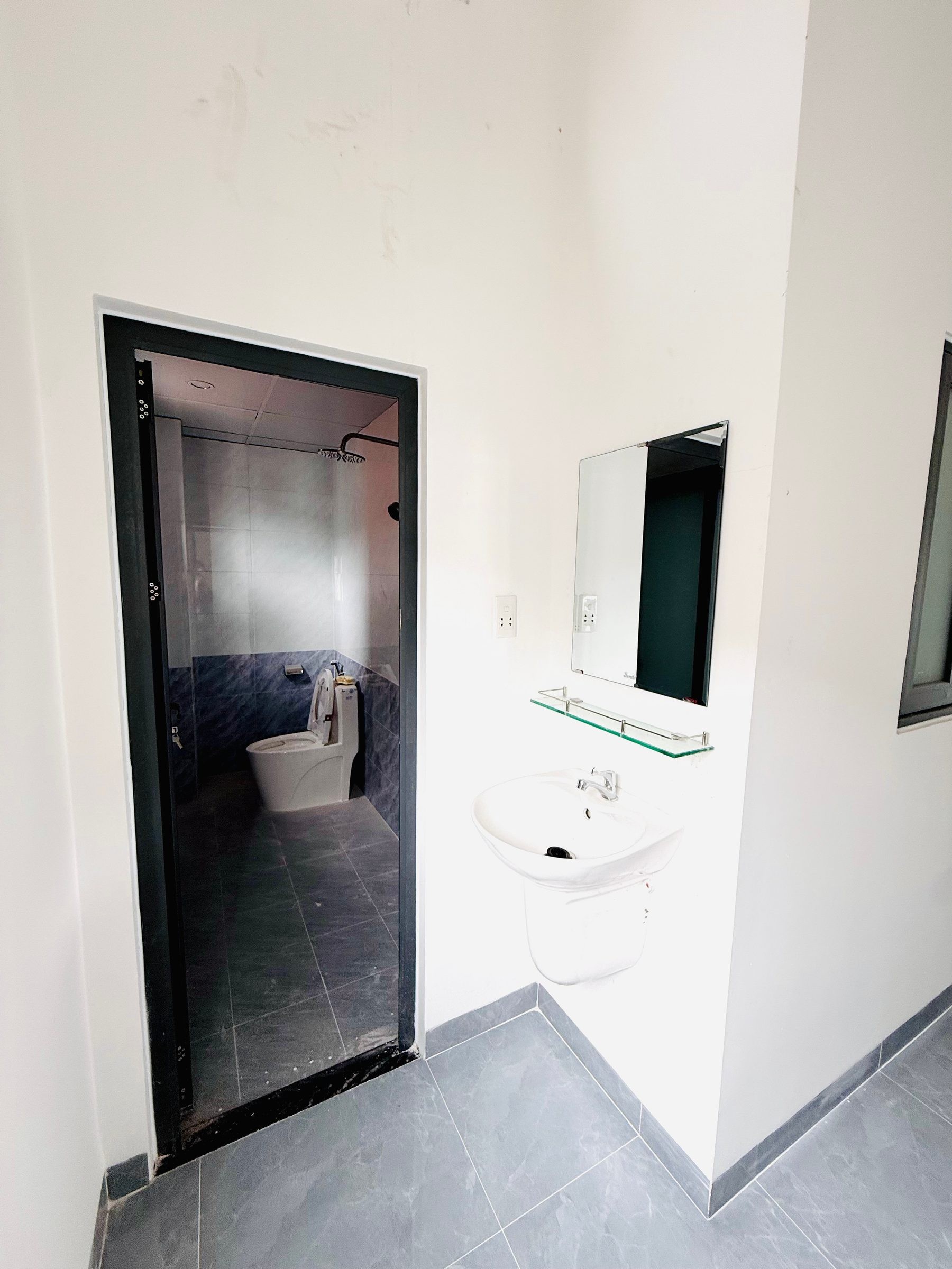 NHÀ HIẾM GÓC 2 MẶT , SỔ RIÊNG full THỔ CƯ GẦN ĐỒNG KHỞI CÂY XĂNG 75 - Ảnh 5