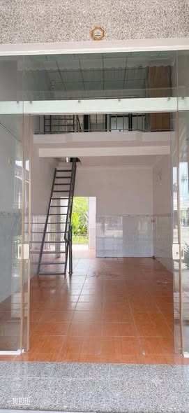 👉Chính chủ cần bán căn nhà kiên cố,có 2 mặt tiền, vị trí cực kỳ đắc địa ngay Uỷ Ban Nhân Dân Xã Hành Trung (Cũ) - Ảnh 2
