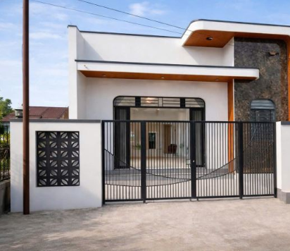 🏠 BÁN NHÀ TRỆT ĐẸP MẶT TIỀN RẠCH TẦM BÓT – NGANG 7.4M (VỊ TRÍ THOÁNG MÁT) - Ảnh 1