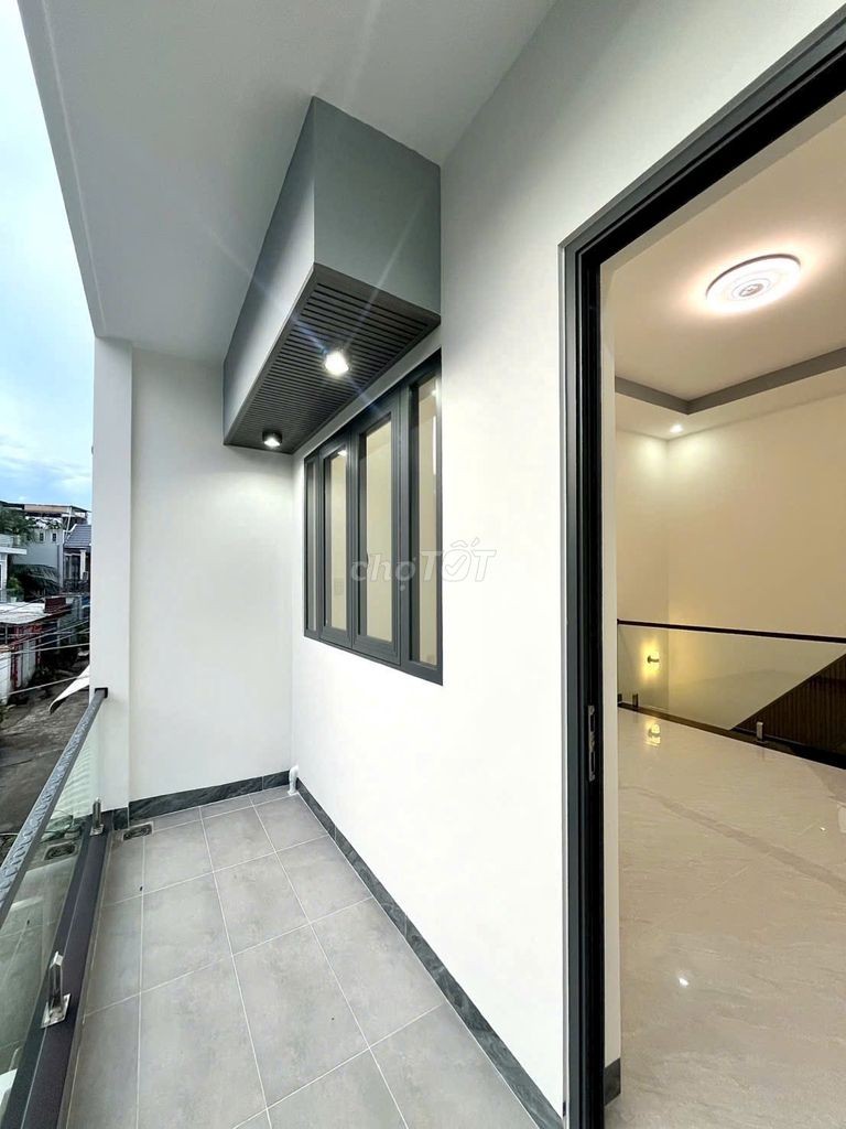 BÁN 2 CĂN NHÀ CHỈ 3 TỶ 150 (1 NHÀ TRỆT LẦU MỚI ĐẸP + 1 NHÀ CẤP 4 MỚI) - Ảnh 3